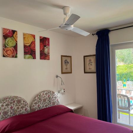 Hotel Casa Popi Малчезине Екстериор снимка
