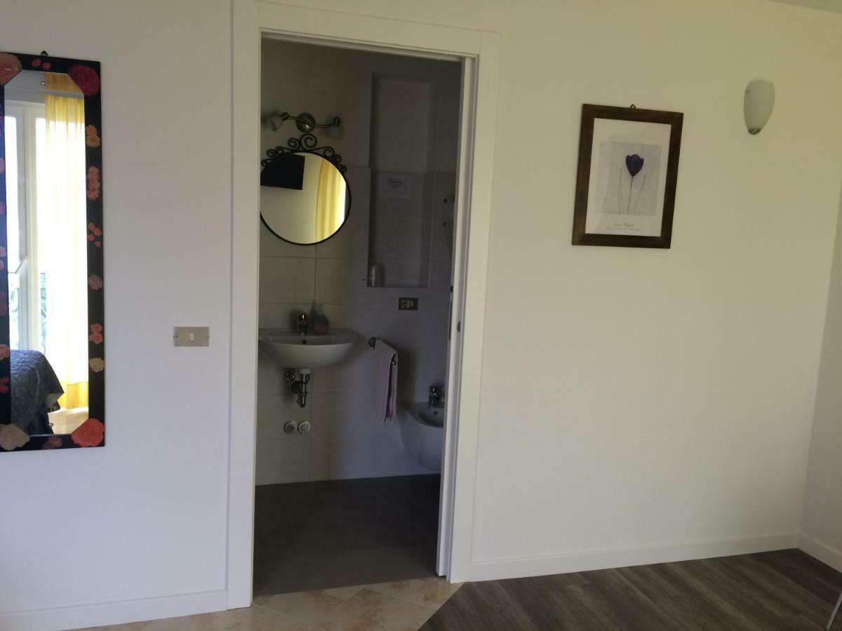 Hotel Casa Popi Малчезине Екстериор снимка